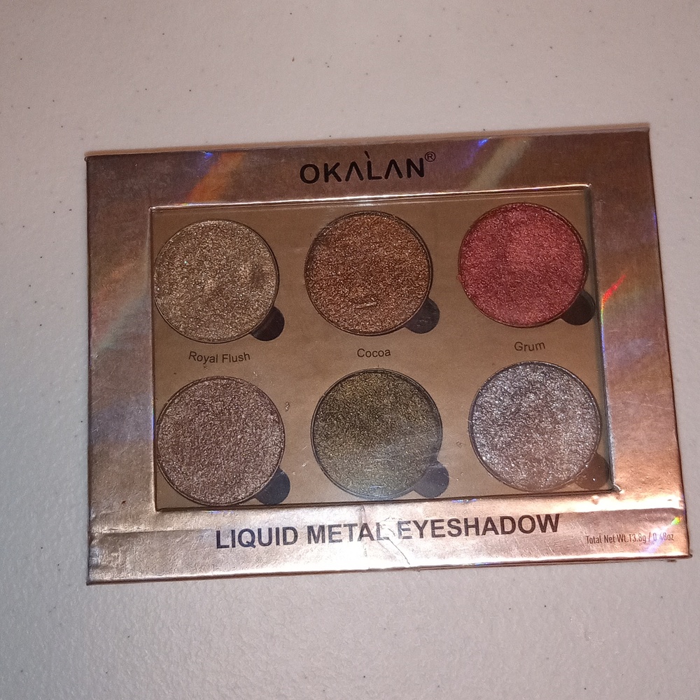 OKALAN LIQUID METAL EYESHADOW PALLET